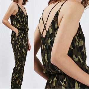 Belted V-Neck Jumpsuit M